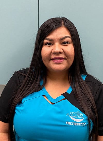 Yessica - Front Office Team Lead